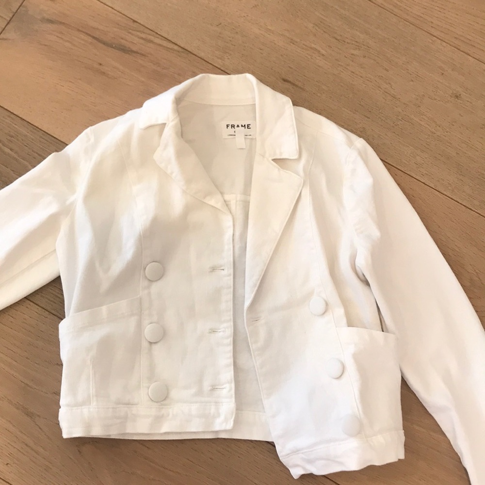 White Frame denim cropped jacket size M